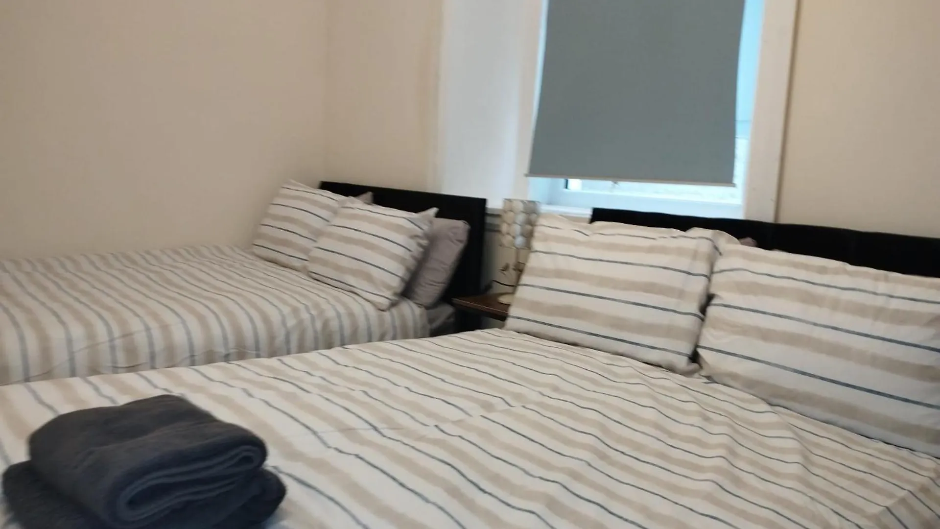 Flat In Central Edinburgh Old Town , Heart Of Edinburgh Flat Sleeps 6 Apartment